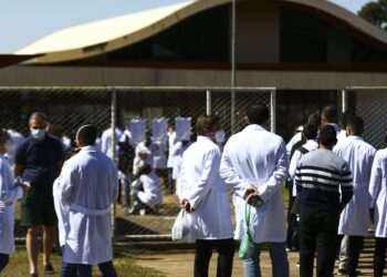 Segundo dia de exames do Revalida 2021 ocorre neste domingo