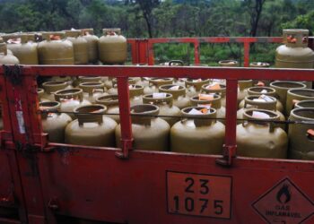 Presidente sanciona lei que destina R$ 300 milhões para o auxílio gás