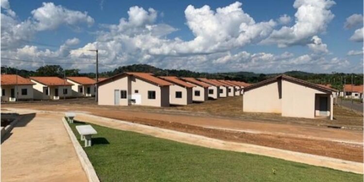 Governo Federal vai apoiar a regularização de mais de 67,7 mil moradias de famílias de baixa renda no Nordeste