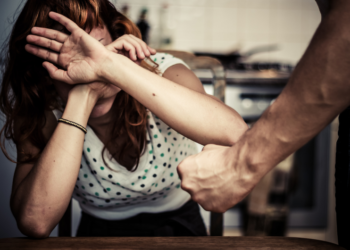 Ligue 180 vai ter canal de atendimento no WhatsApp