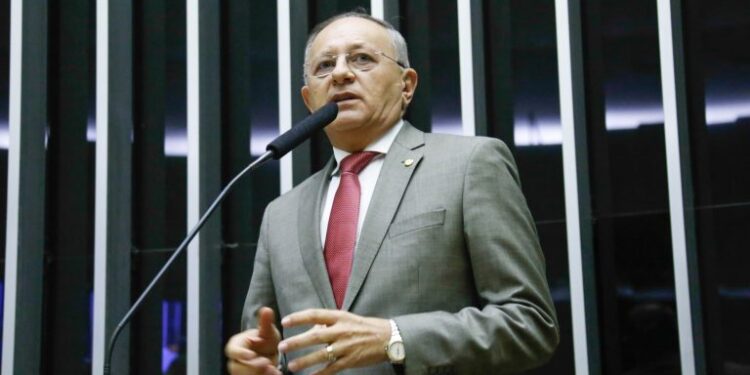 Câmara aprova projeto que muda regras do Fundo de Participação dos Municípios; acompanhe