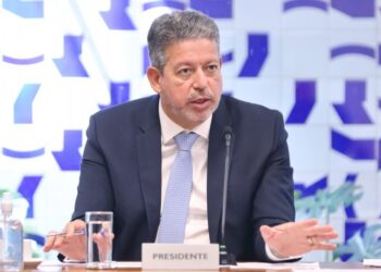 Lira afirma que novas regras fiscais vão demandar ajustes futuros em benefícios tributários