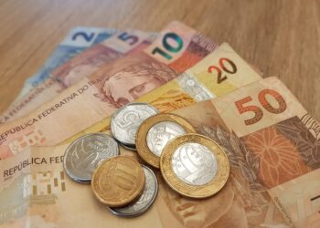 Governo envia ao Congresso projeto de lei com política para reajuste do salário mínimo