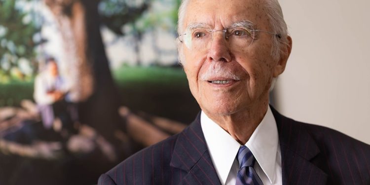 Sarney avalia “descoordenação entre os Poderes”, em entrevista ao Valor