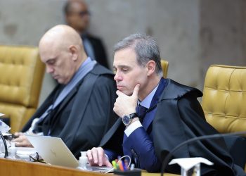 Mendonça sinaliza divergência em votação sobre redes