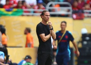 Filipe Luís destaca superioridade do Bayern em eliminação