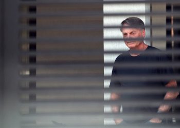 Julgamento no STF: papel de líder atribuído pela PGR pode agravar caso de Bolsonaro; o que diz a lei