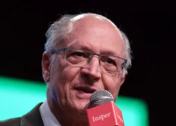 Alckmin destaca avanços com os EUA após conversa entre Lula e Trump