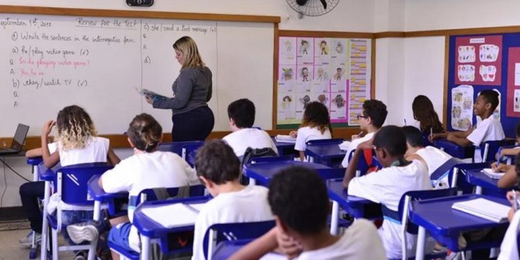 Entenda em 7 pontos como vai funcionar o SNE, o ‘SUS da educação’ sancionado pelo presidente Lula