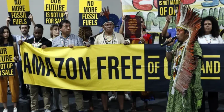 Especialistas avaliam impasses e avanços nas negociações da COP30