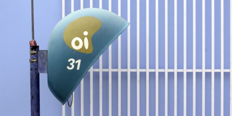 Justiça suspende decretação de falência da Oi
