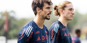 Rodrigo Caio explica por que não foi ao Monaco com Filipe Luís